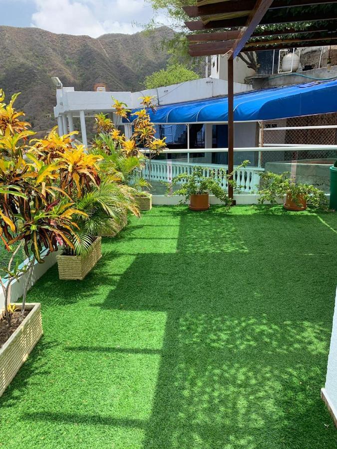 Hotel Large Beach Taganga Eksteriør billede