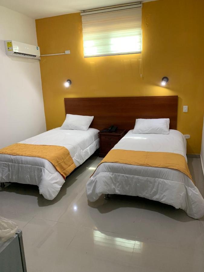 Hotel Large Beach Taganga Eksteriør billede